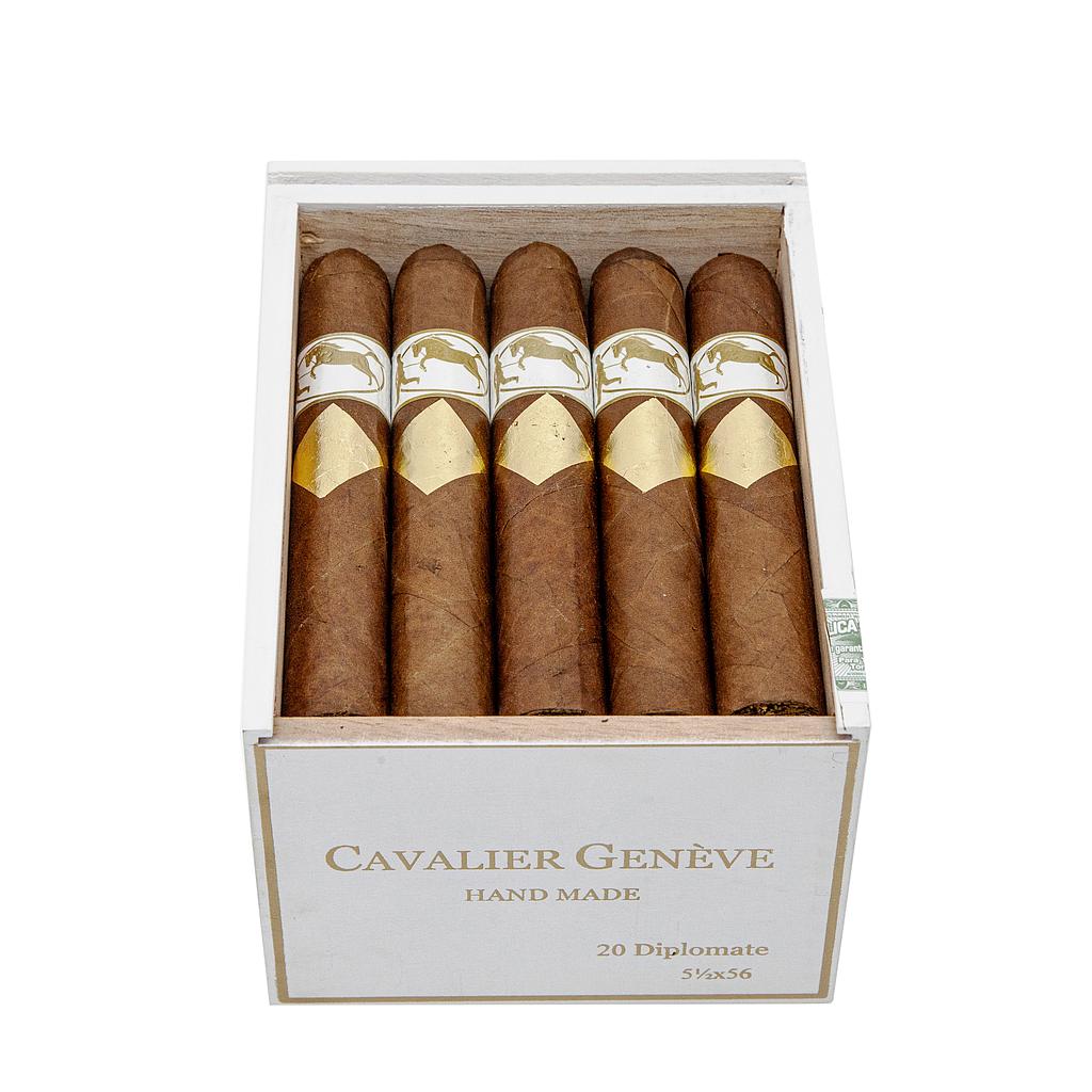 Cavalier White Series Diplomate