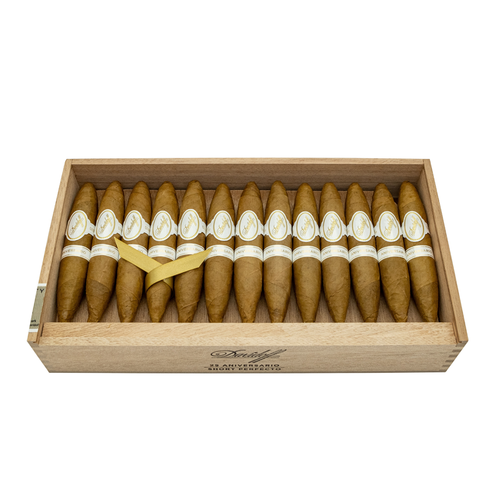 Davidoff Aniversario Short Perfecto